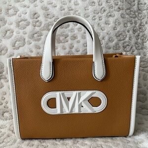 Michael Kors Small Gigi tote